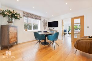 Dining Area- click for photo gallery